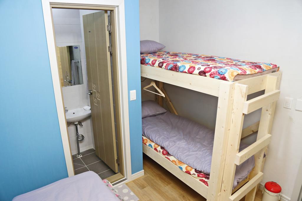 Op 102 Guesthouse Kjongdžu Exteriér fotografie