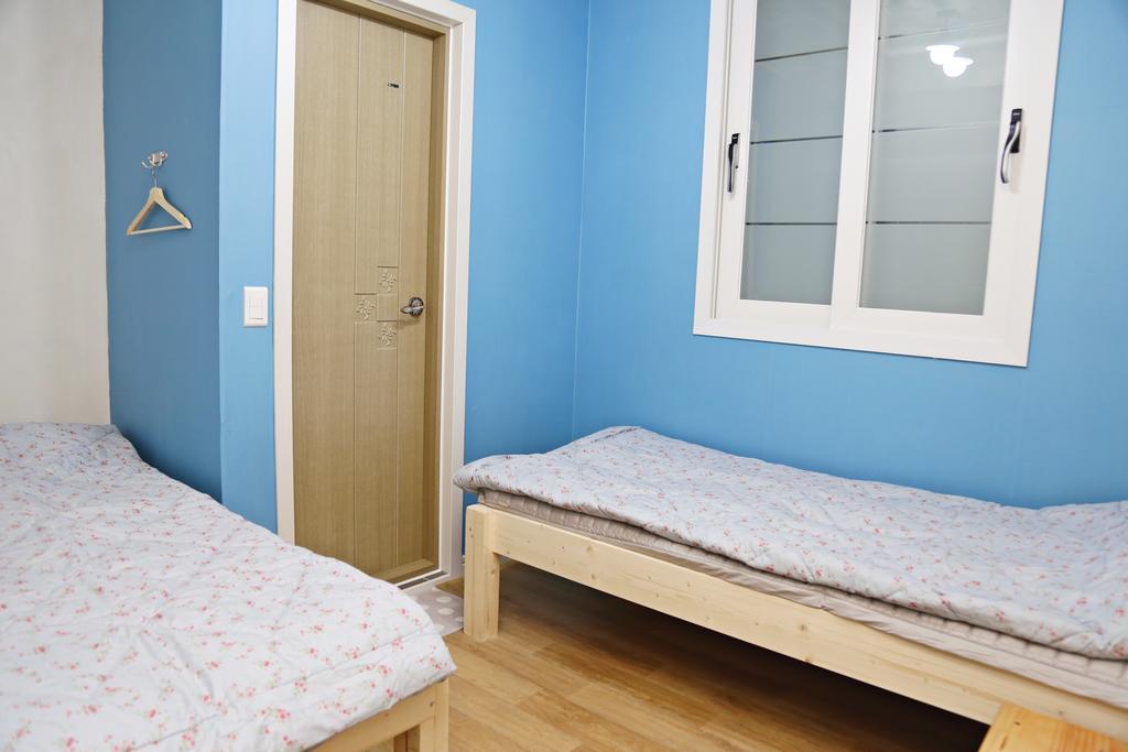 Op 102 Guesthouse Kjongdžu Exteriér fotografie